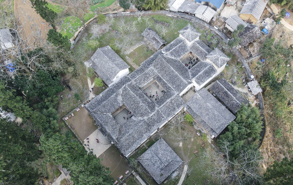 Chiêm ngưỡng vẻ đẹp của dinh thự 'Vua Mèo' trên cao nguyên đá Hà Giang